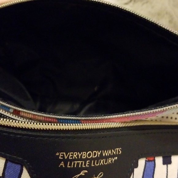 Bundle 2 Makeup Bags Estee Lauder - Picture 5 of 8